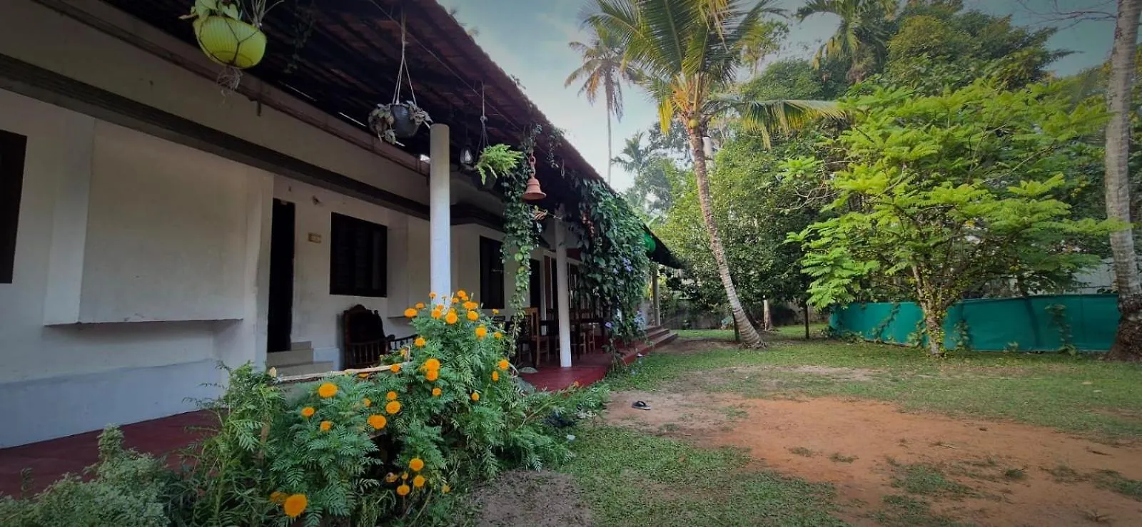 Sandra Martha Villa Mararikulam 0*,
